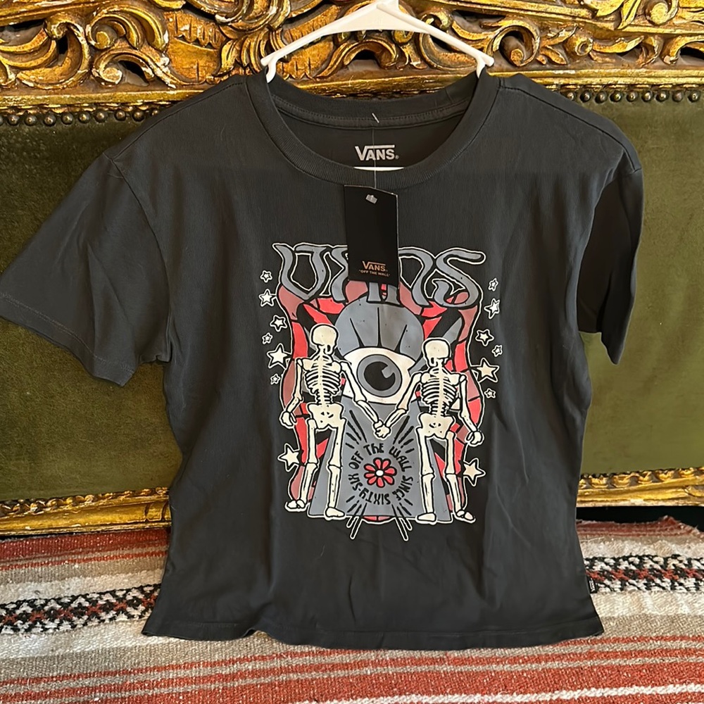 Vans women’s tshirt! NWT!